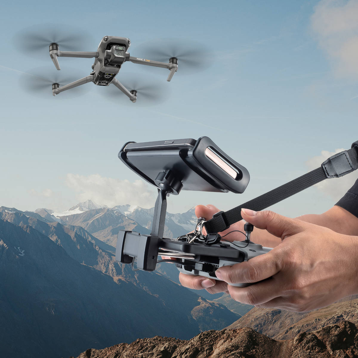 SYSTEM-S Tablet Mount with Bag Strap for Drone Remote Control in Black