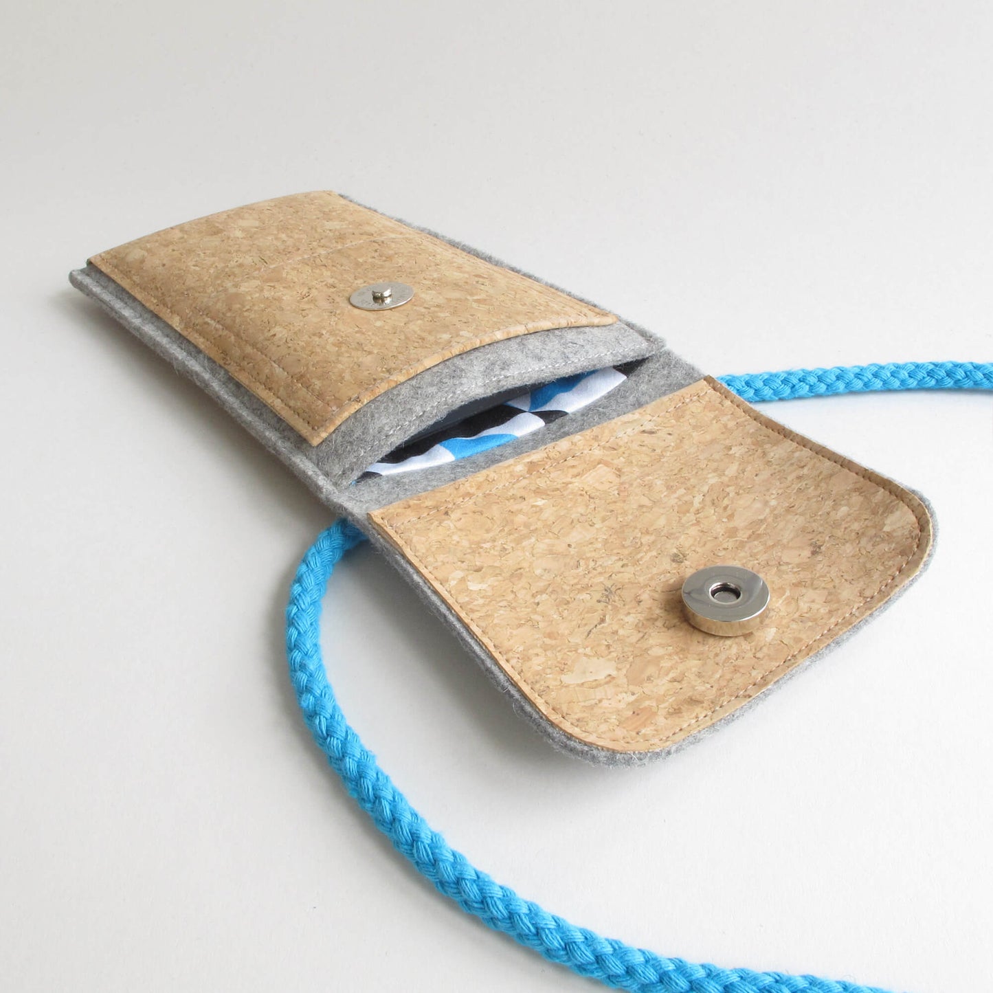 Shoulder bag for Xiaomi POCO X6 | made of felt and organic cotton | light grey - shapes | model KEDJA
