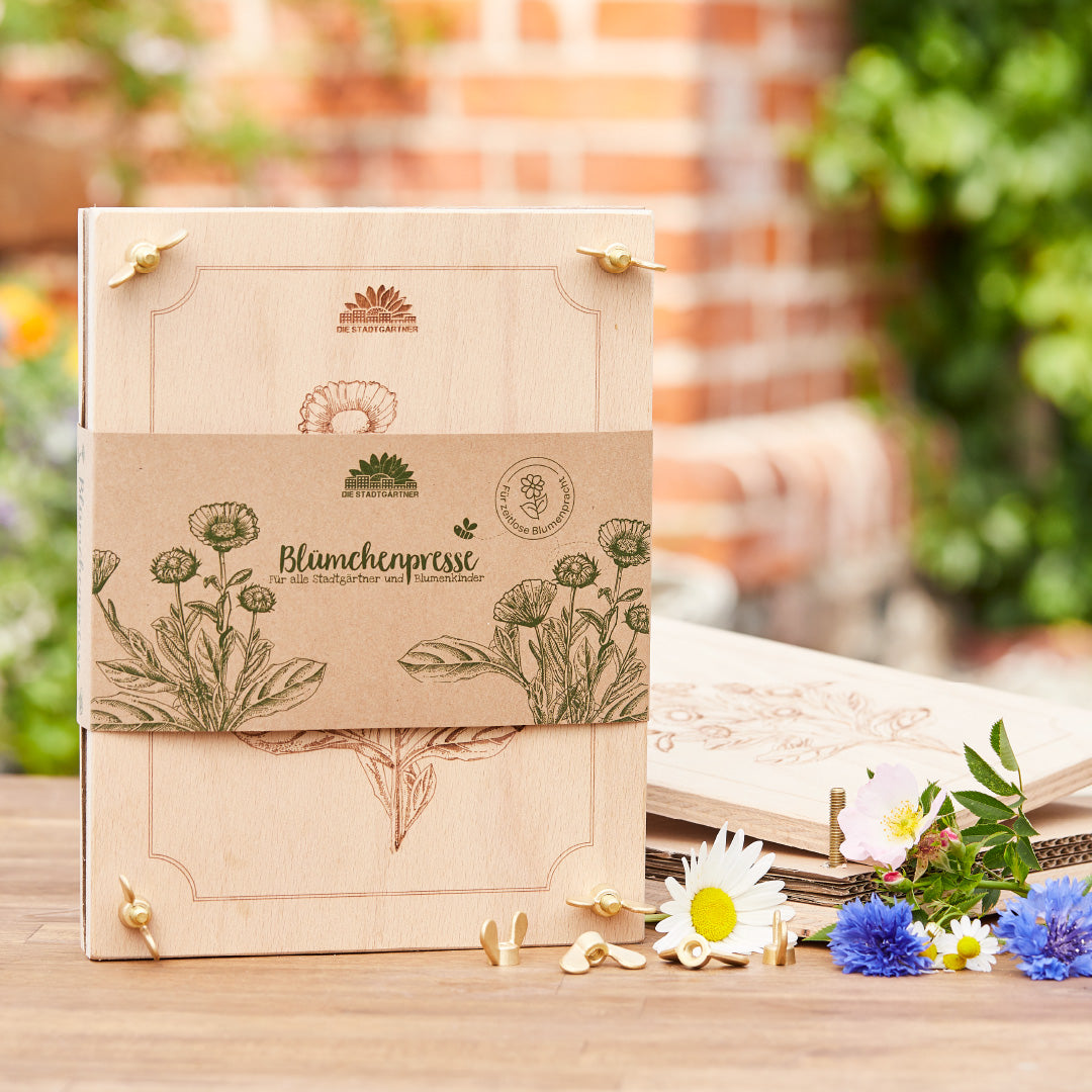 Flower press for flowers, blossoms & co.
