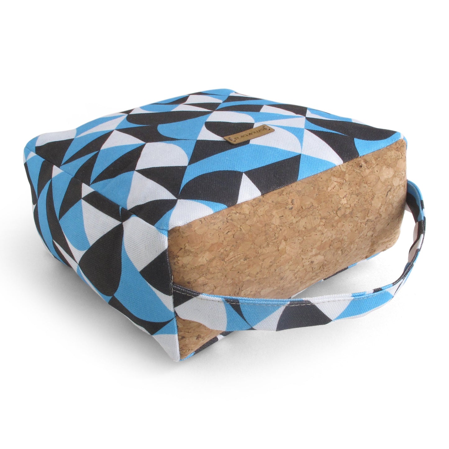 Sustainable doorstop | made from fabric scraps | Shapes