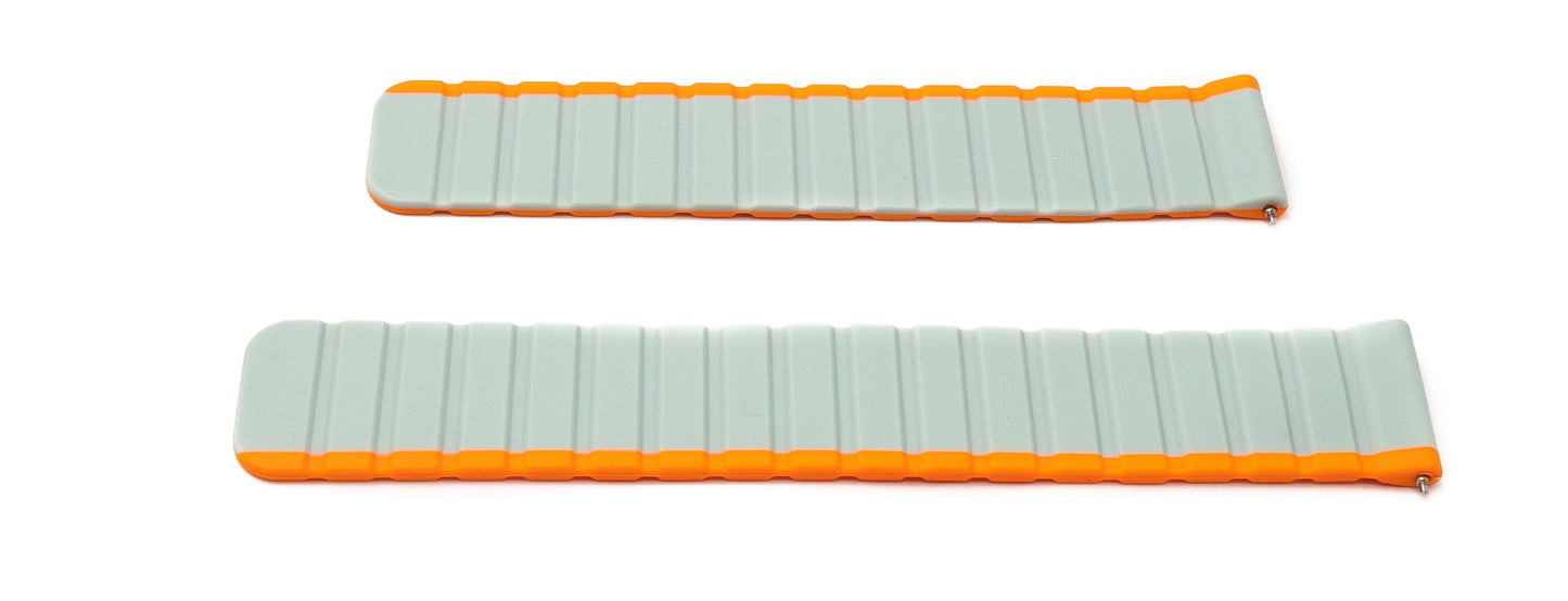 SYSTEM-S 20 mm silicone magnetic strap for Samsung Galaxy Watch 5 4 in orange