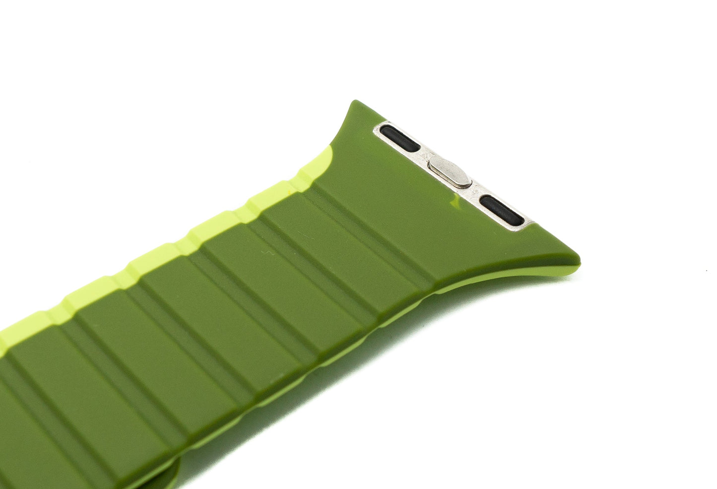 SYSTEM-S Armband 38 40 41 mm aus Silikon flexibel magnetisch für Apple Watch Smartwatch Grün Hellgrün
