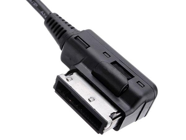 System-S KFZ Auto für iPhone iPod 30-Pin Anschluss für VW Audi Media In AMI MDI