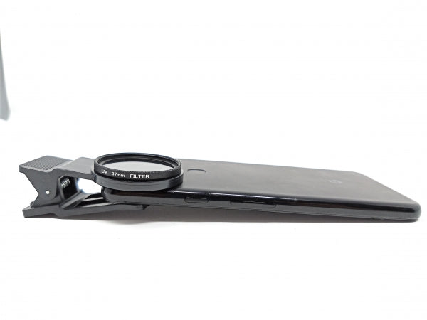 SYSTEM-S UV filter 37 mm thread with clip in black for smartphone