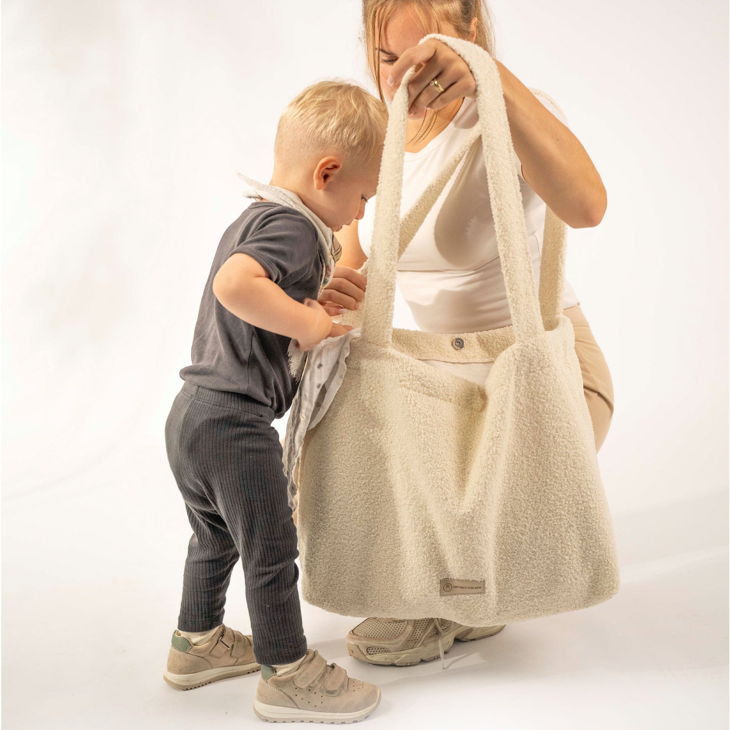 Shopper Mom Bag Boucle Teddystoff- Ideal für den Alltag, Kinderwagen, Cross Shoulder