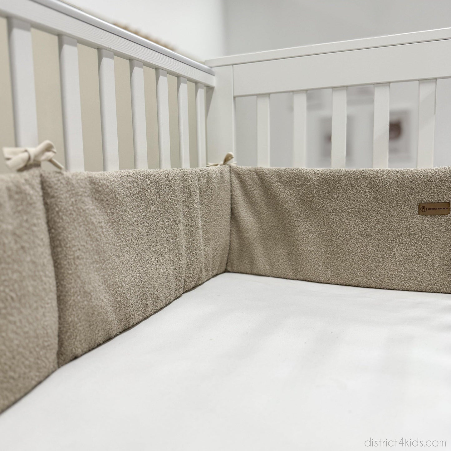 Bettumrandung Teddy Bouclé – Weiche Premium Umrandung für Baby- & Beistellbetten
