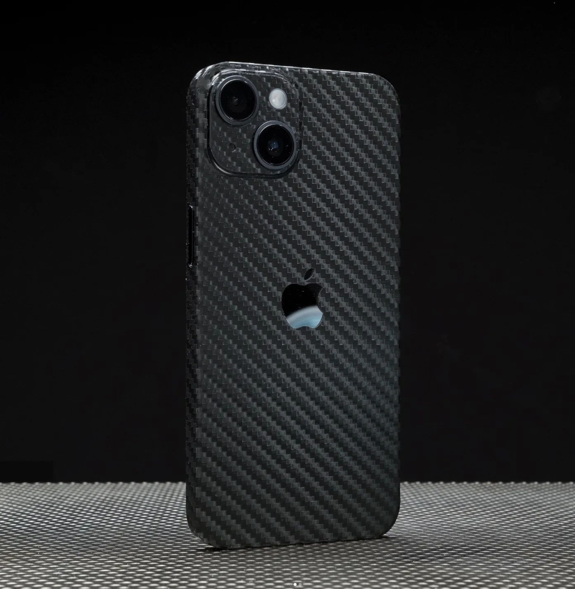 iPhone 14 Plus Skin Carbon Schwarz