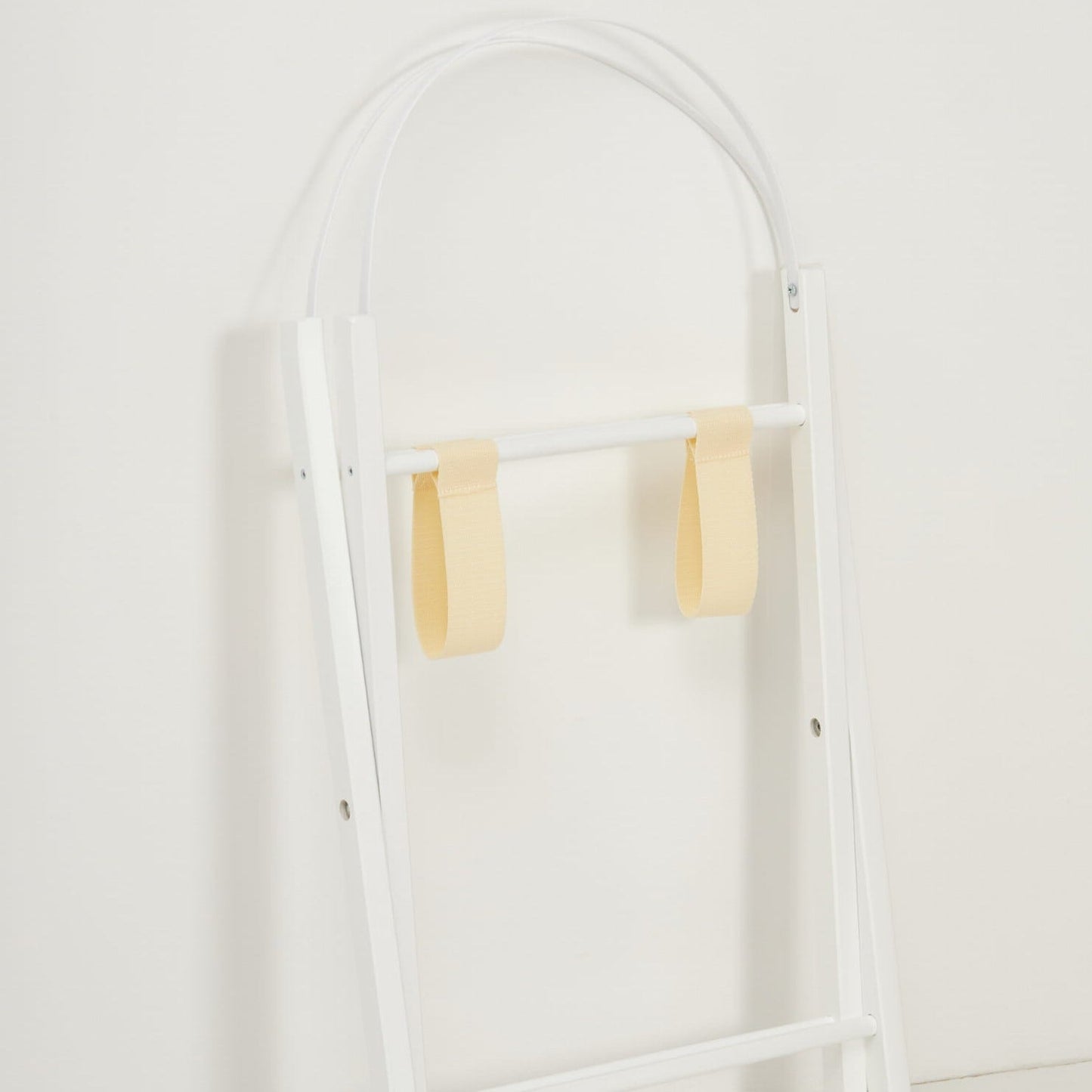 Foldable Moses basket frame - mobile, stable & stylish