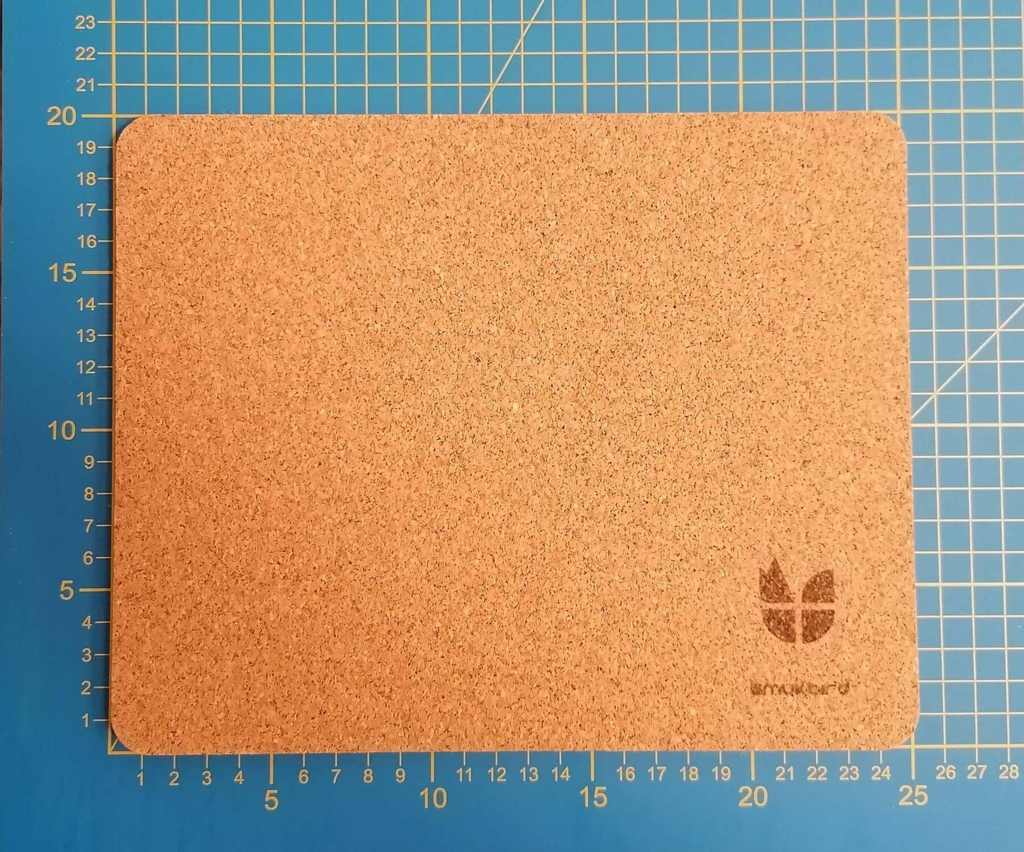 Mousepad aus Filz und Kork | 20 x 25 cm | hellgrau