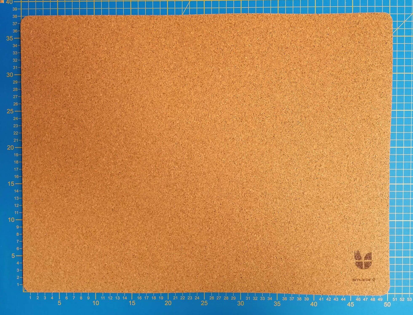 Schreibtischunterlage aus Filz und Kork | 38 x 50cm | hellgrau