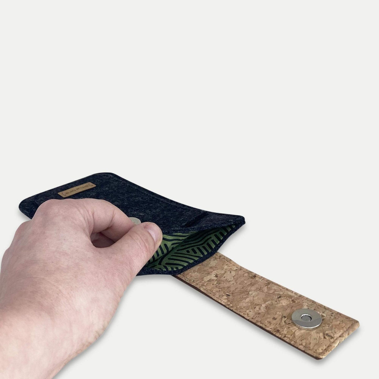 Handytasche für Xiaomi POCO F7 Pro | mit Magnetverschluss und extra Fach | anthrazit - Stripes | Modell HAKA