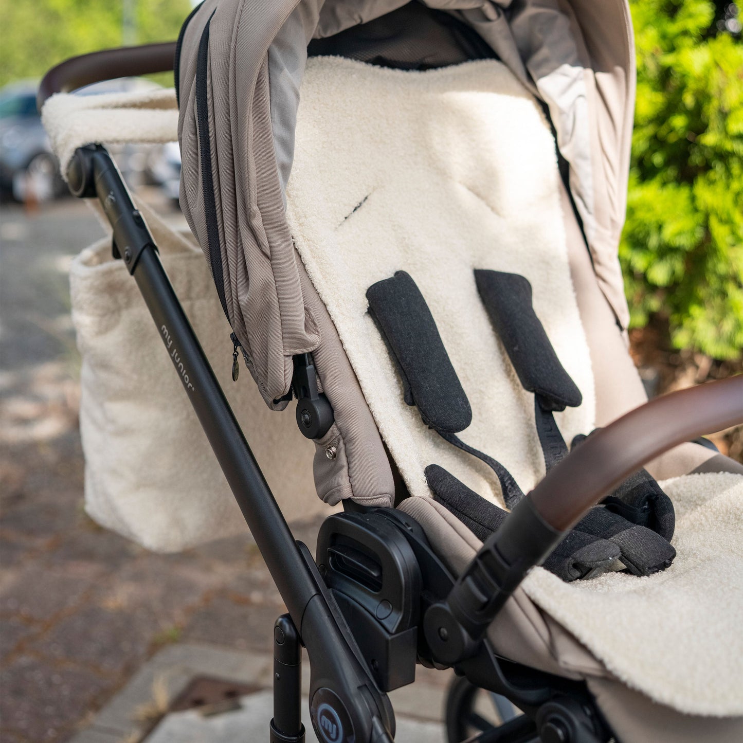 Sitzauflage Teddystoff Boucle für den Kinderwagen - universell passend