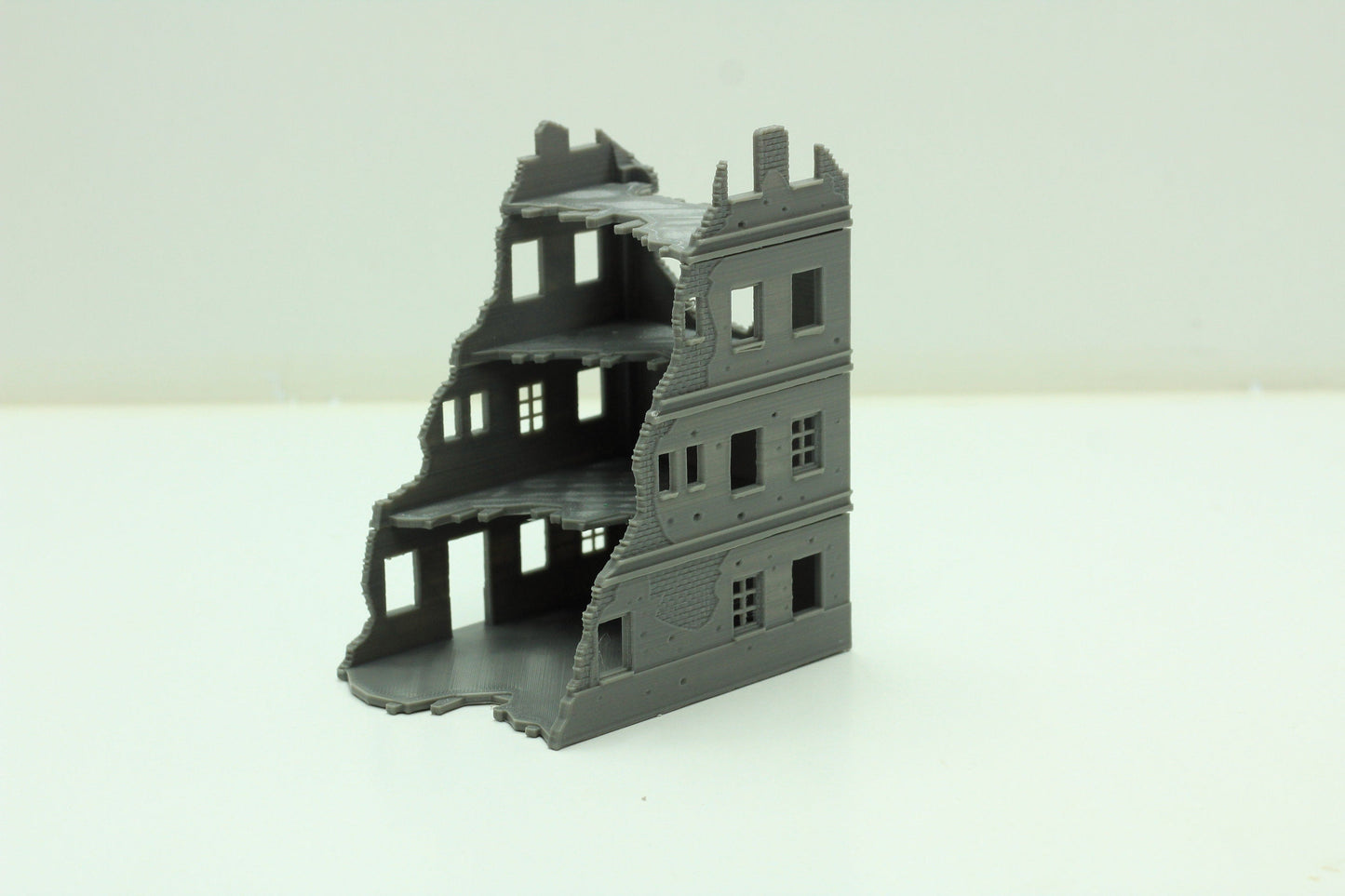 Stalingrad Ruined Apartments SRH MST1 - Tabletop Wargaming WW2 Terrain | Miniature 3D Printed Model | Flames of War & Bolt Action