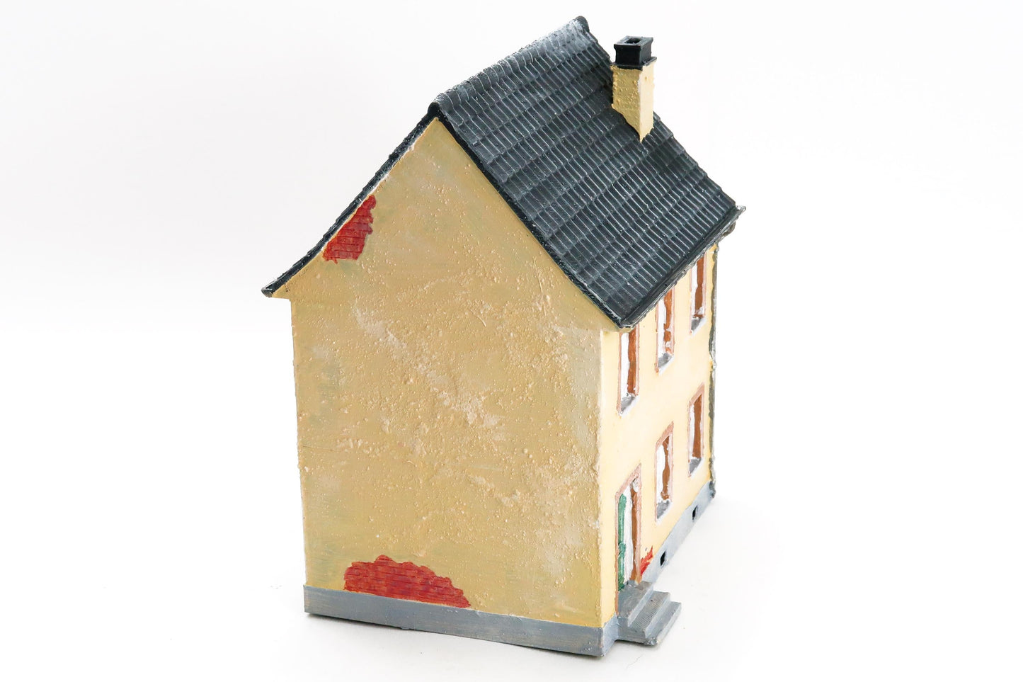 Fulda Cap West German Village House DS T2 - 3D Printed Miniature Cold War Era Wargaming Terrain 28mm / 20mm / 15mm Scale