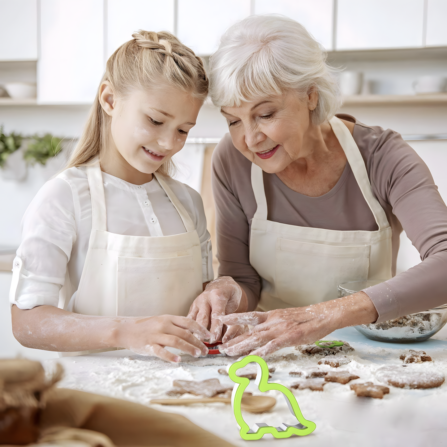 Ausstechformen aus Edelstahl Sandwich Cutter Maus DInosaurier - 2er Set