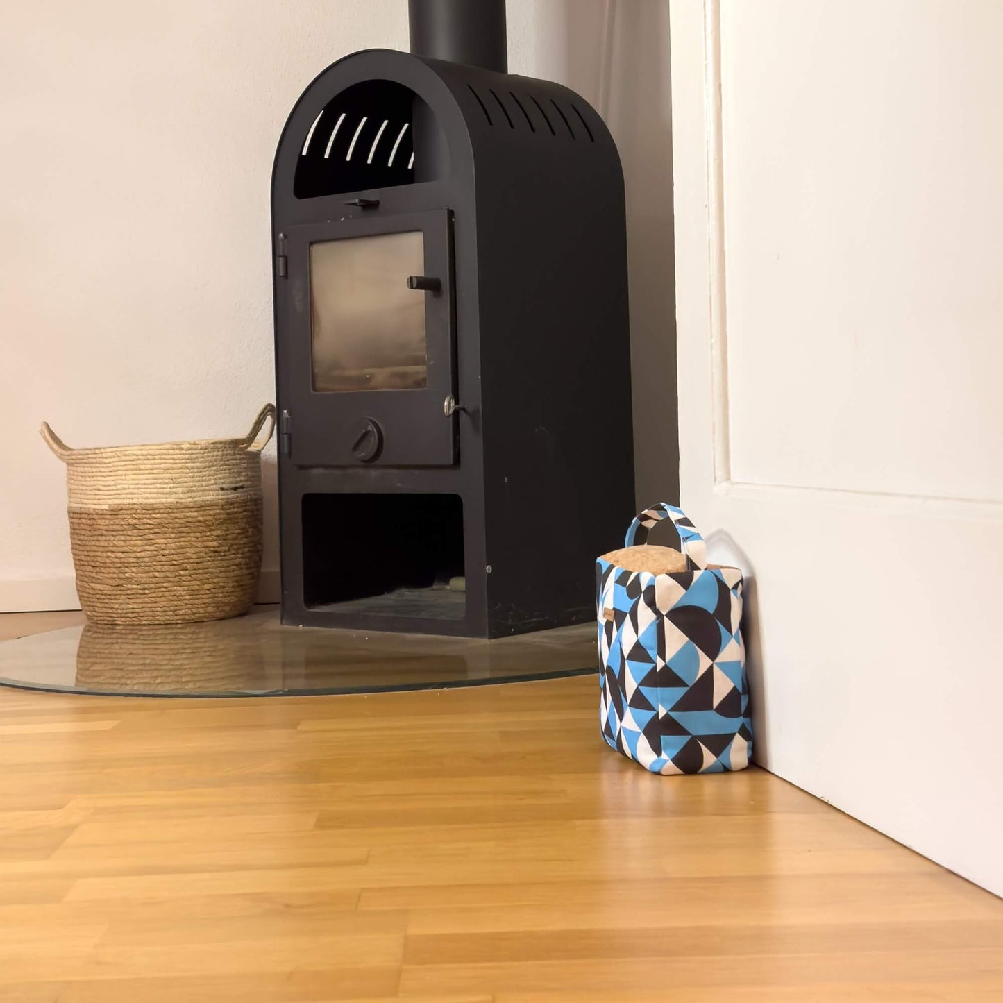 Sustainable doorstop | made from fabric scraps | Shapes