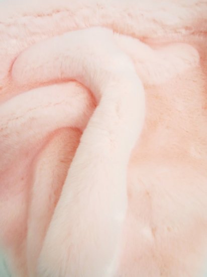 Ecoshag™ Knit Backing Half Shag Beaver Fur