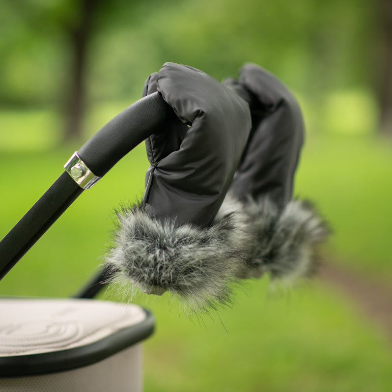 Hand warmers with fur for strollers – stylish, warm &amp; water-repellent