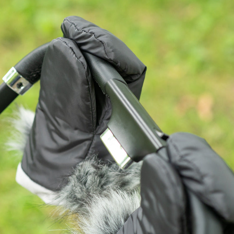 Hand warmers with fur for strollers – stylish, warm &amp; water-repellent