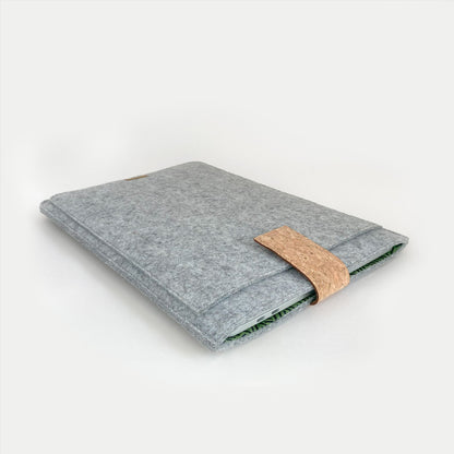Case for Dell Inspiron | with magnetic closure and extra compartment | light gray - Stripes | Model "HAKA"