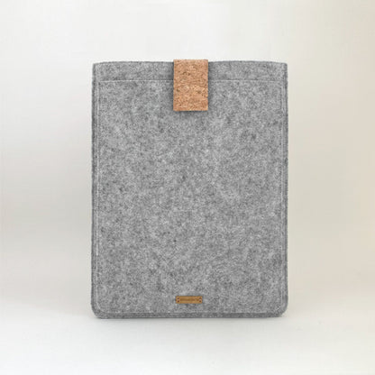 Sleeve for MacBook Pro M3 Max | with magnetic closure and extra compartment | light gray - Shapes | Model "HAKA"