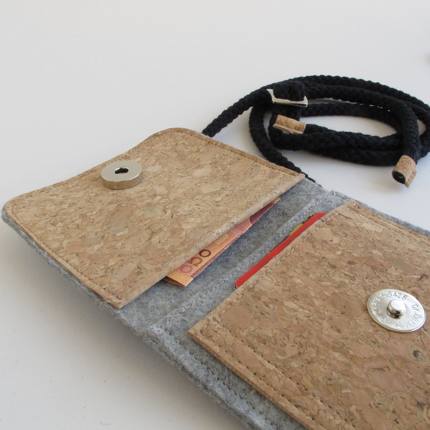 Shoulder bag for Samsung Galaxy S23 Ultra | made of felt and organic cotton | light grey - tracks | model KEDJA