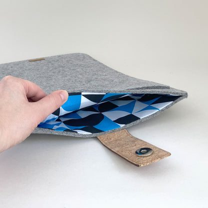Sleeve for MacBook Pro M3 Max | with magnetic closure and extra compartment | light gray - Shapes | Model "HAKA"