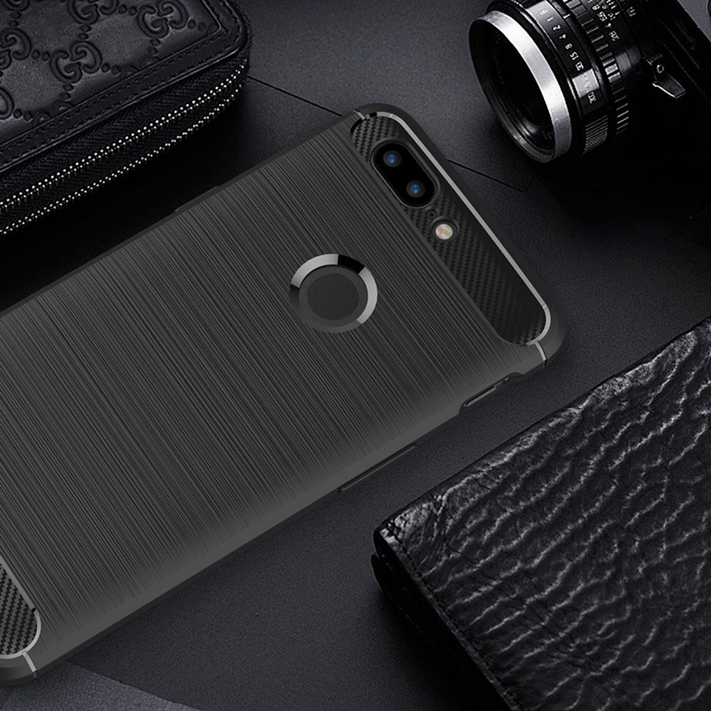 NALIA Silikonhülle für OnePlus 5T – Rutschfest & Matt – VORTEX (Gebürstete Optik & Carbon Design) – Marke aus Berlin