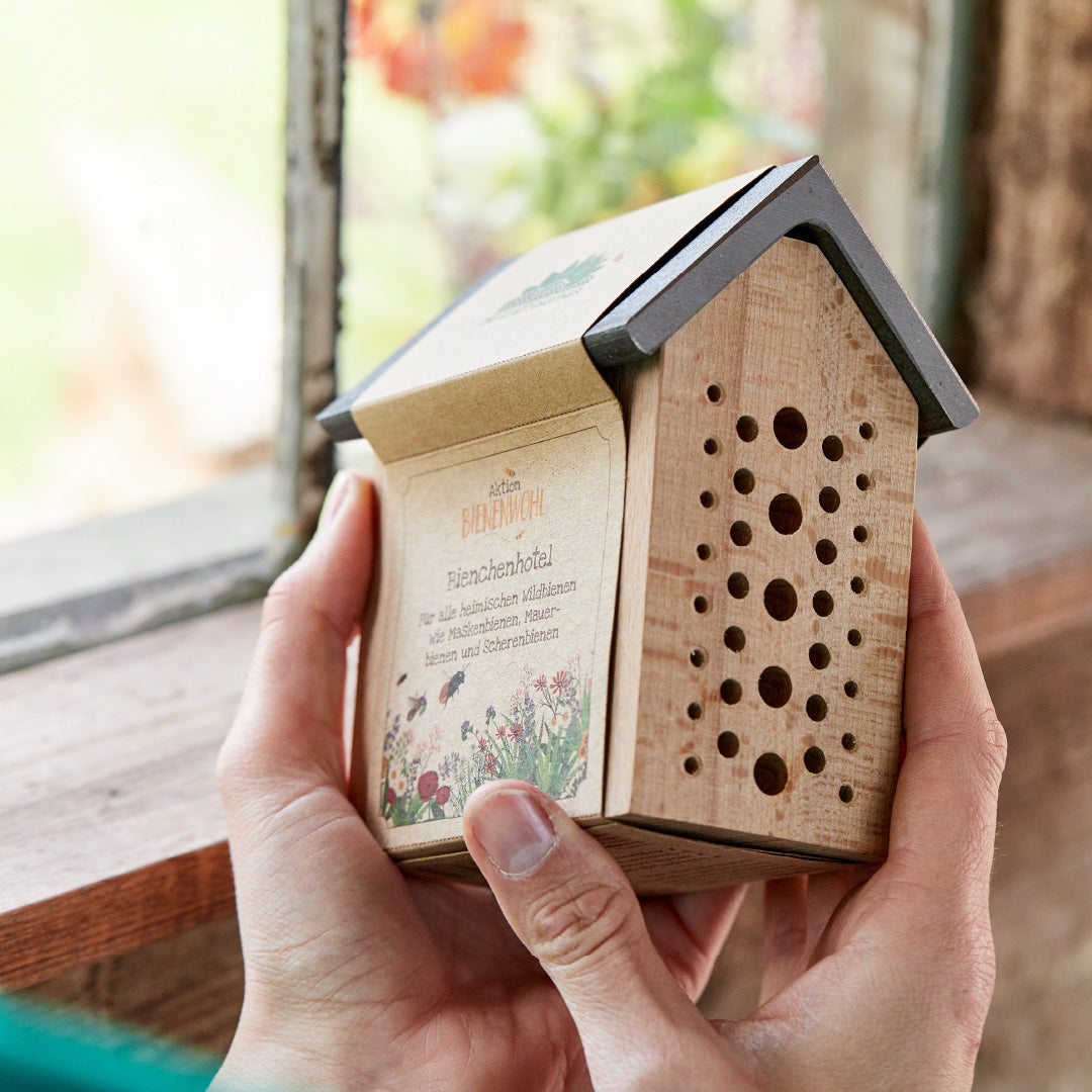 Bee Hotel "Bee Welfare"