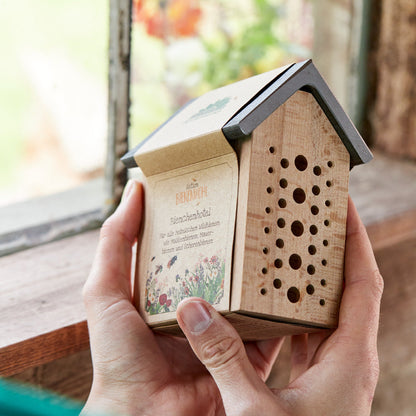Bee Hotel "Bee Welfare"