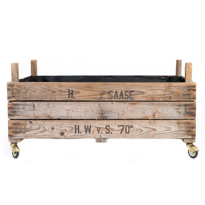 Rolling raised bed made of onion sieves