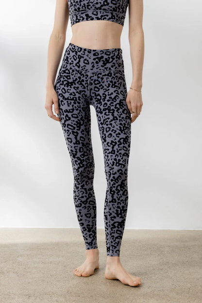 Criss-Cross Bra Distorted Animal Magnet