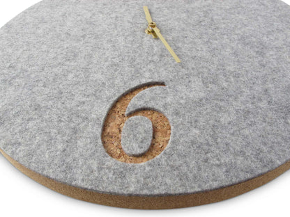 Felt and cork wall clock, 30 cm | light grey - gold | Design: Aarhus