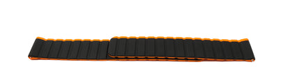 SYSTEM-S Armband 22 mm aus Silikon magnetisch für Samsung Galaxy Watch 5 4 in Orange