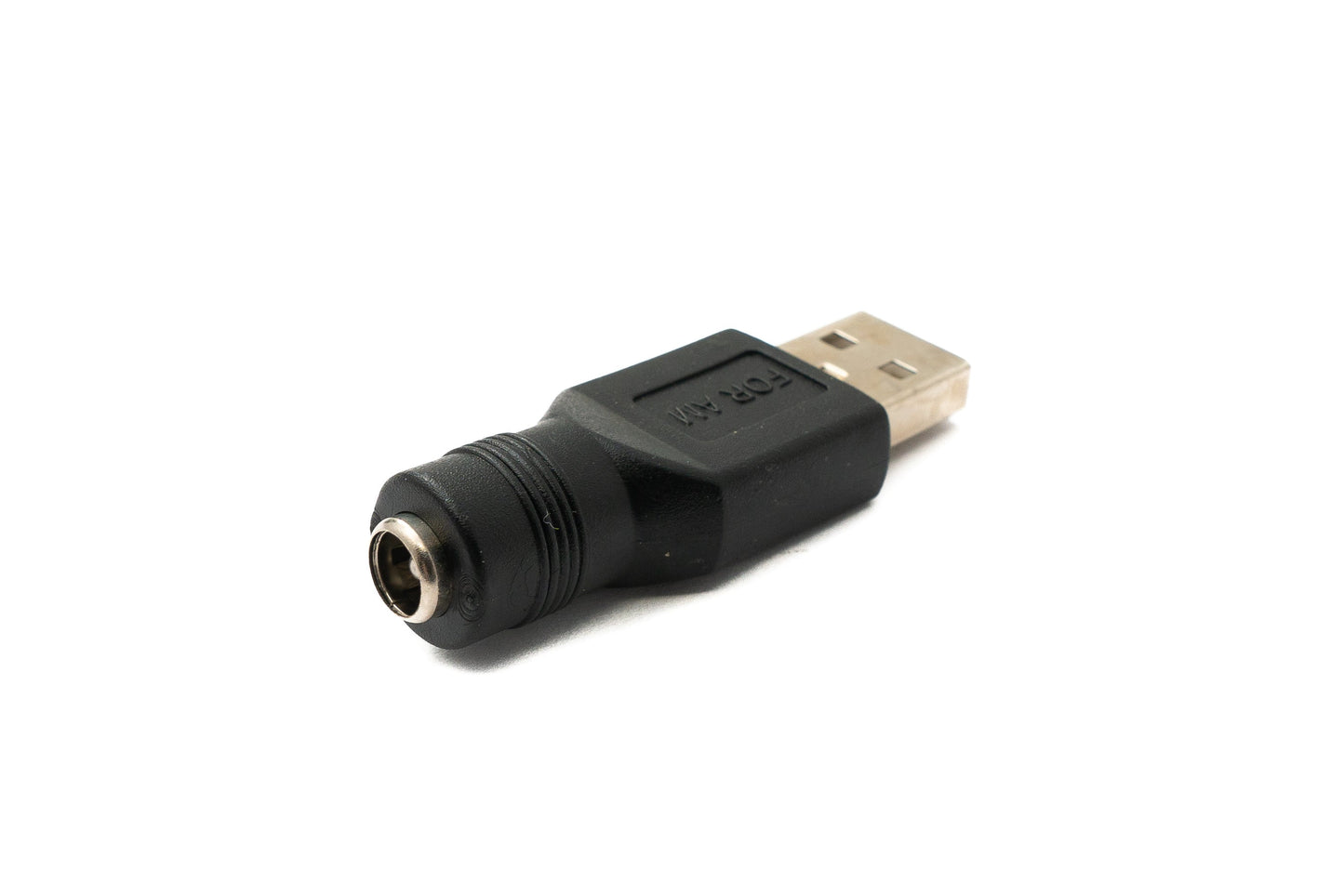 SYSTEM-S DC Adapter 20V 5.5 x 2.5 female to USB 2.0 male cable in black