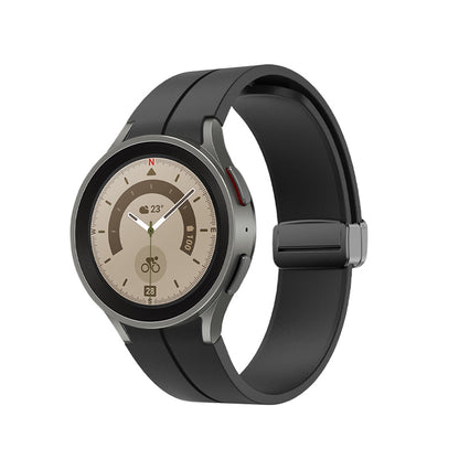 SYSTEM-S Armband 20 mm aus Silikon für Samsung Galaxy Watch 5 4 Smartwatch in Schwarz