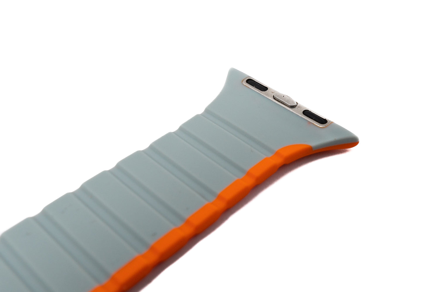 SYSTEM-S Armband 38 40 41 mm aus Silikon flexibel magnetisch für Apple Watch Smartwatch Orange Grau