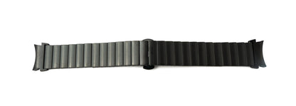 SYSTEM-S Armband 20 mm aus Metall für Samsung Galaxy Watch 4 Smartwatch in Schwarz