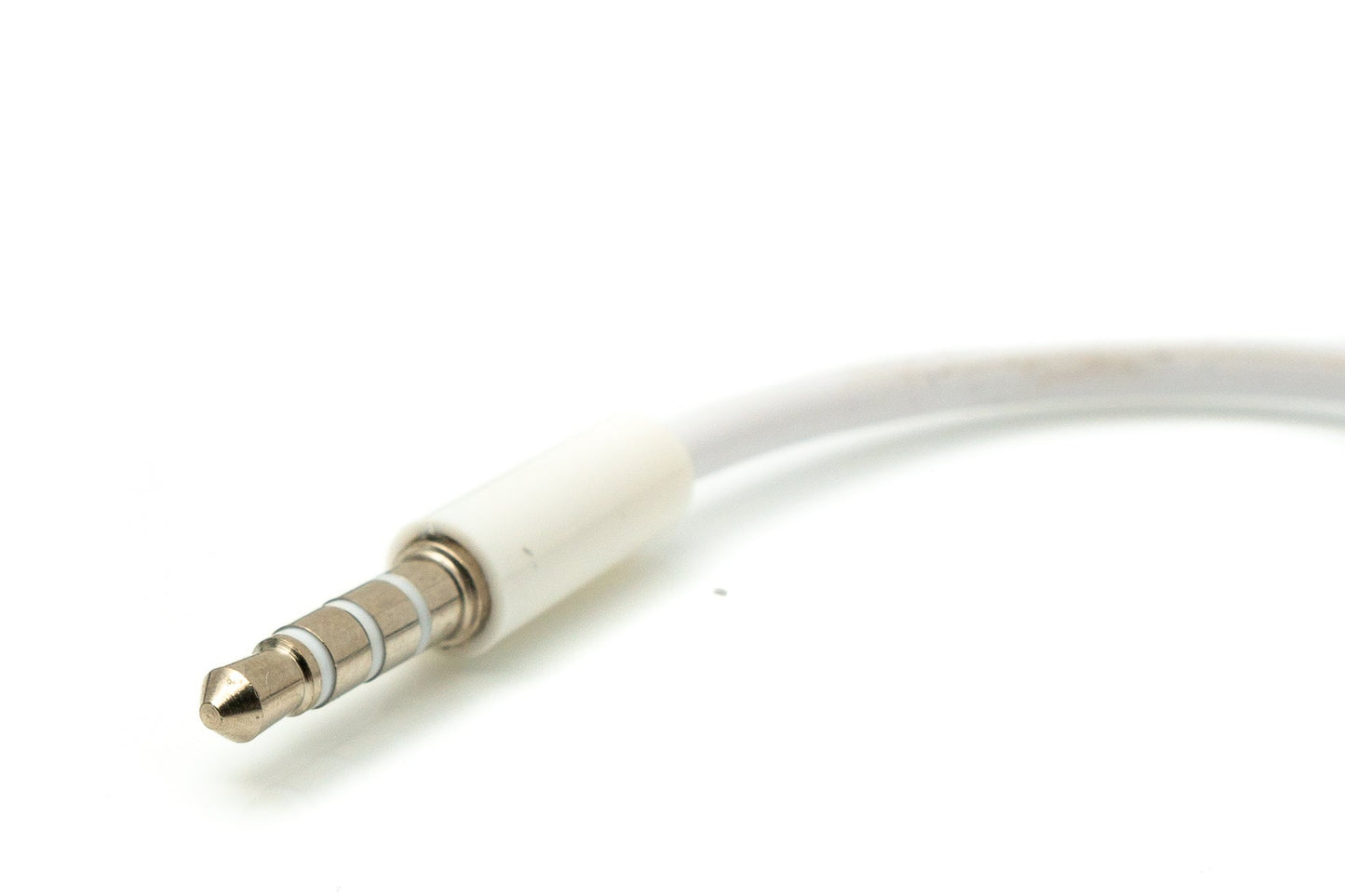 SYSTEM-S Audio USB Kabel 15 cm 3,5 mm Klinke Stecker zu 2.0 Typ A Buchse AUX in Weiß
