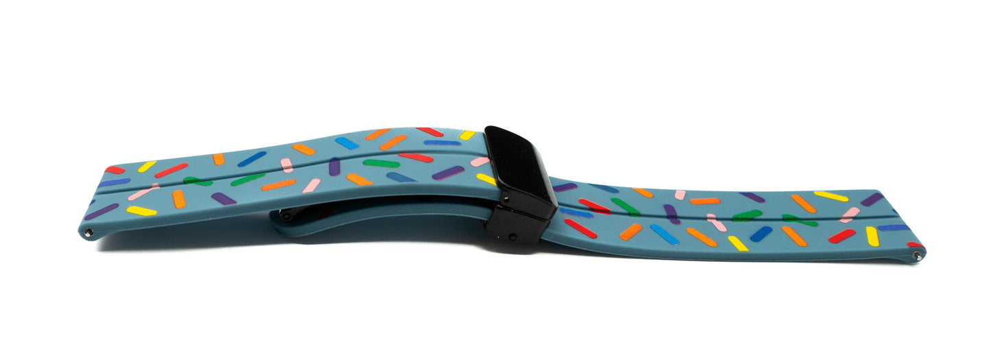 SYSTEM-S 20 mm silicone strap with folding clasp for Smartwatch with sprinkles print in light blue