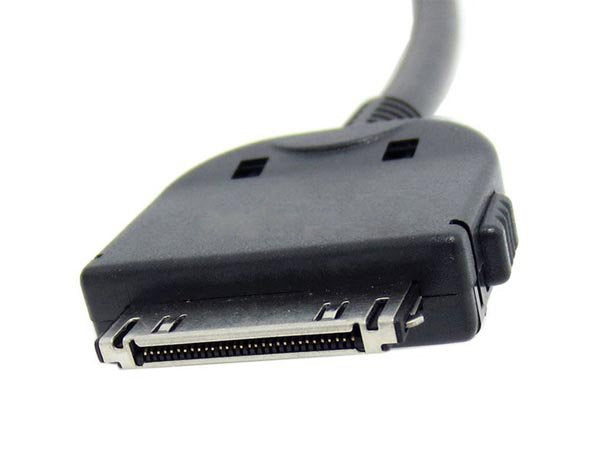 System-S KFZ Auto für iPhone iPod 30-Pin Anschluss für VW Audi Media In AMI MDI
