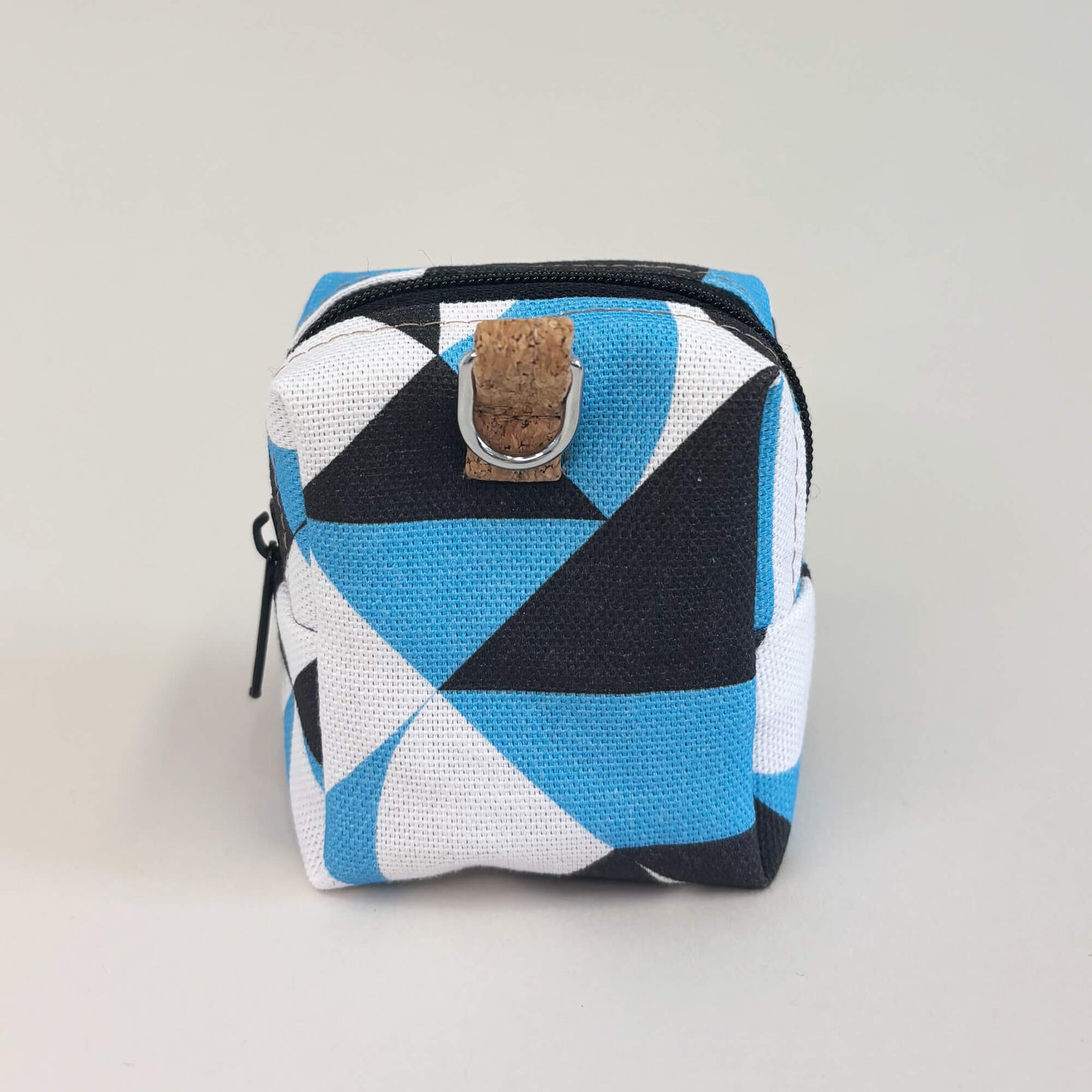 Mini-Tasche für Kopfhörer & Co. | aus Bio-Baumwolle | Design Shapes | Modell PocketCube
