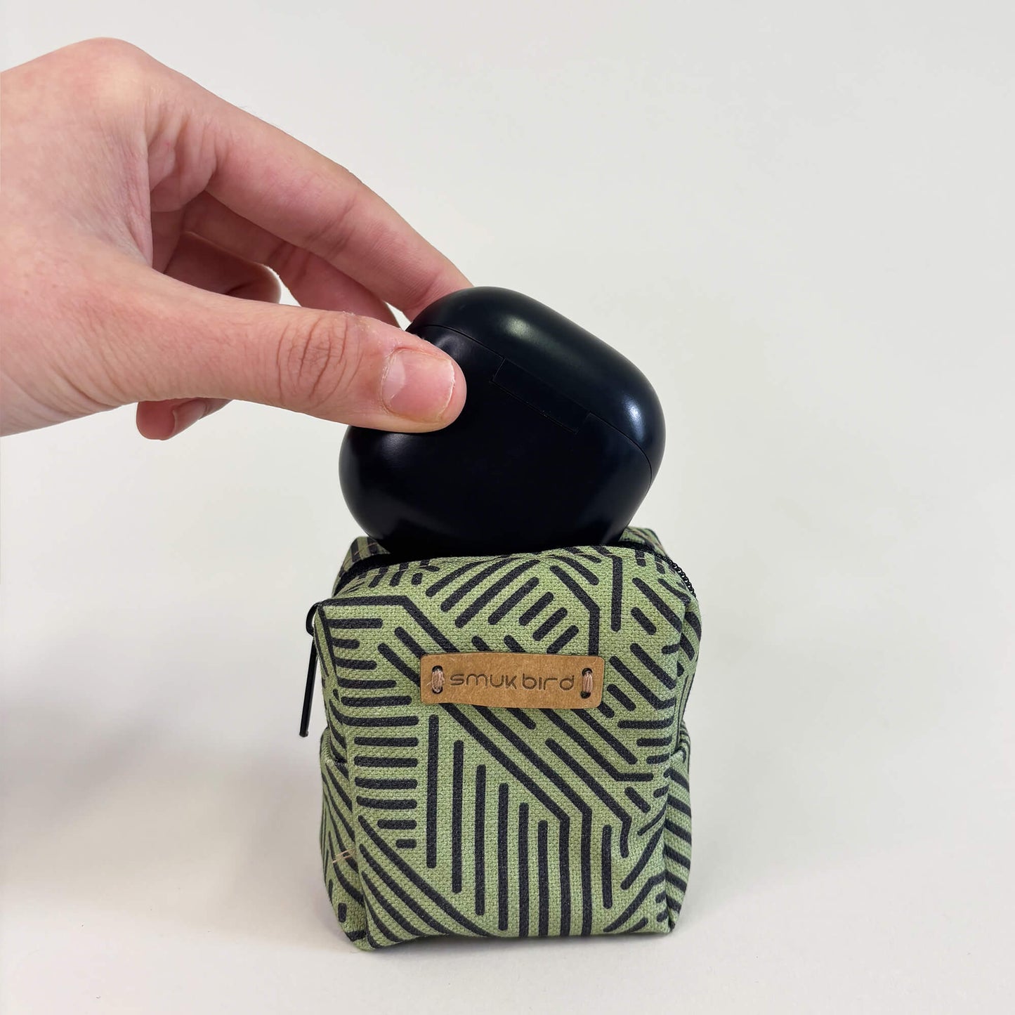 Mini-Tasche für Kopfhörer & Co. | aus Bio-Baumwolle | Design Stripes | Modell PocketCube
