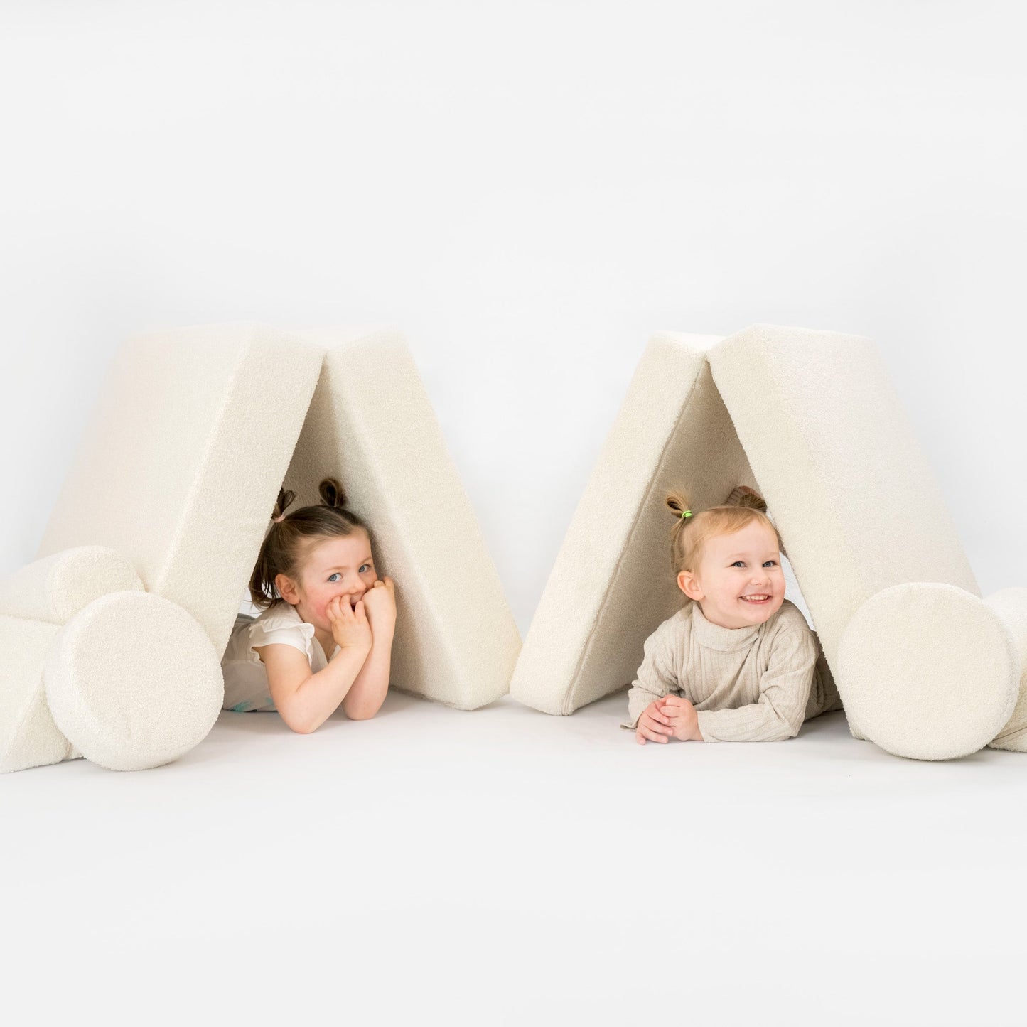 Play sofa teddy fabric Boucle – creative play fun &amp; coziness