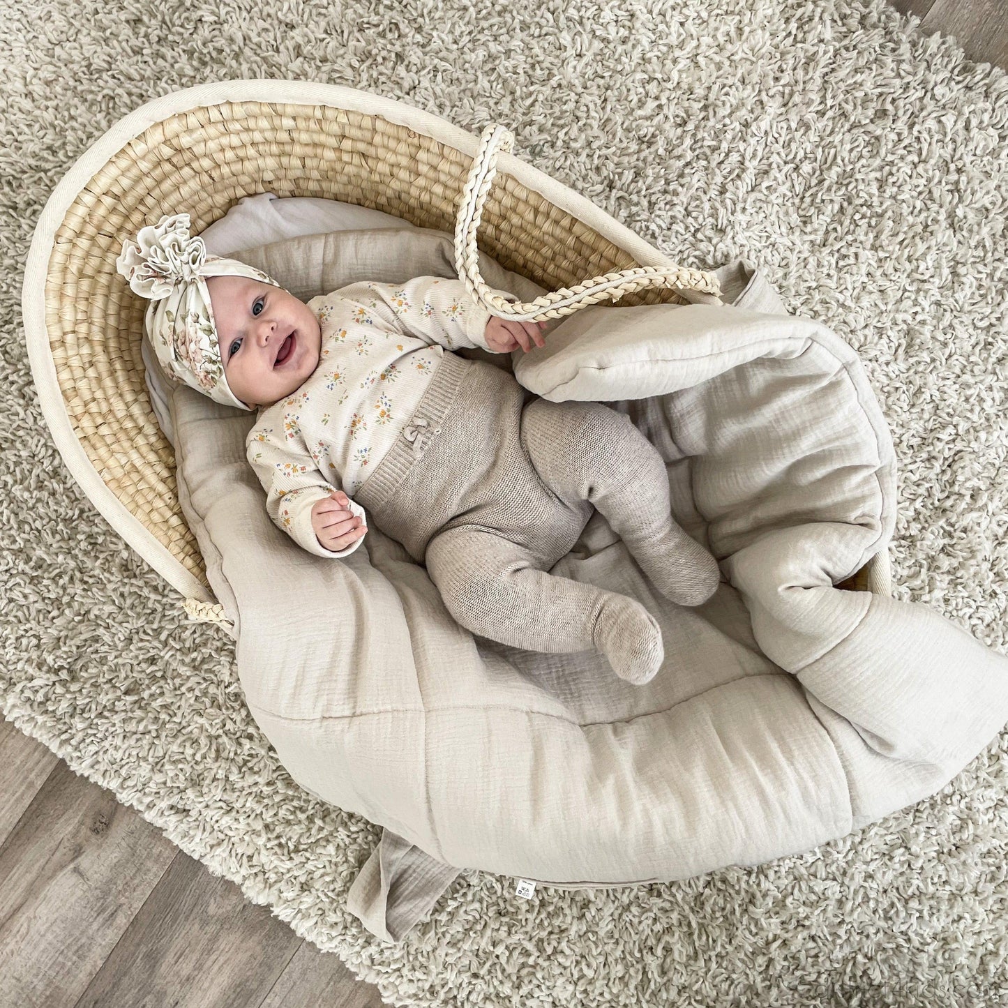Babyhörnchen Musselin mit Schleife – Kuschelige Puckdecke & Einschlagdecke
