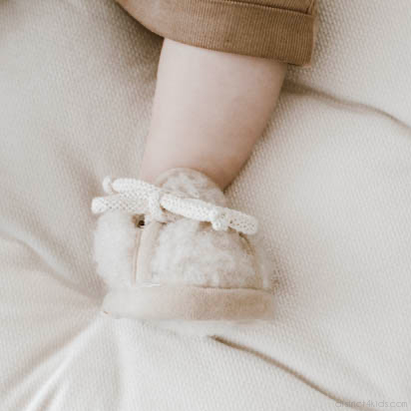 Baby shoes made of merino wool - soft &amp; hypoallergenic