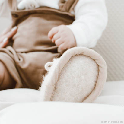 Baby shoes made of merino wool - soft &amp; hypoallergenic