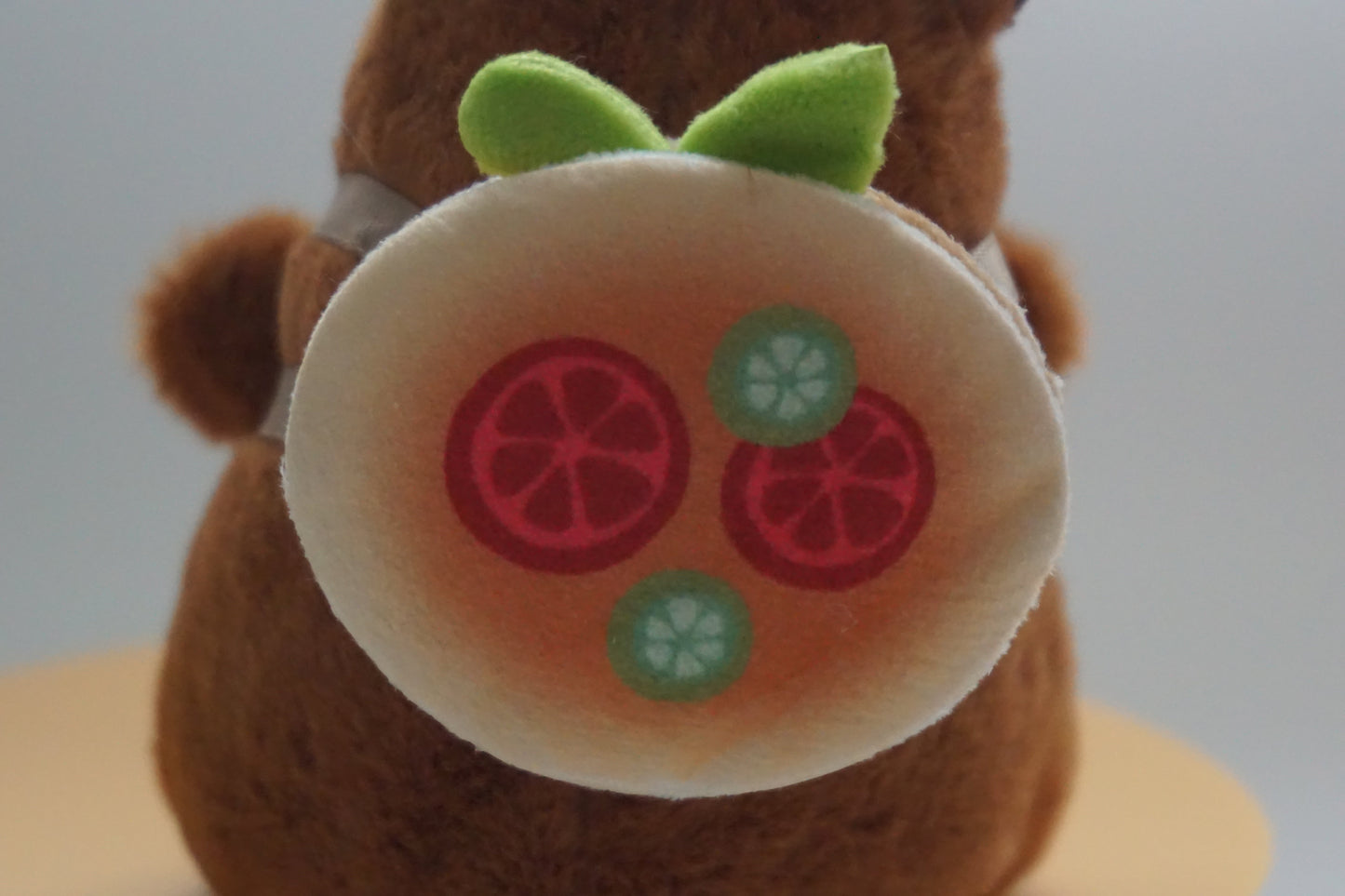 Capy Buddy – Capybara Plüsch-Anhänger für Tasche & Rucksack