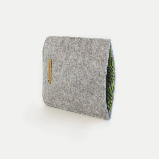 Handytasche für iPhone 11 | aus Filz und Bio-Baumwolle | hellgrau - stripes | Modell "LET"