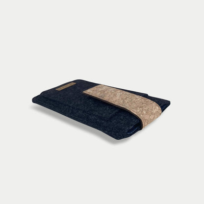 Handytasche für Google Pixel 8 Pro | mit Magnetverschluss und extra Fach | anthrazit - Tracks | Modell HAKA